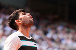 Koszmar Carlosa Alcaraza. Straci nie tylko Roland Garros! Ale pech