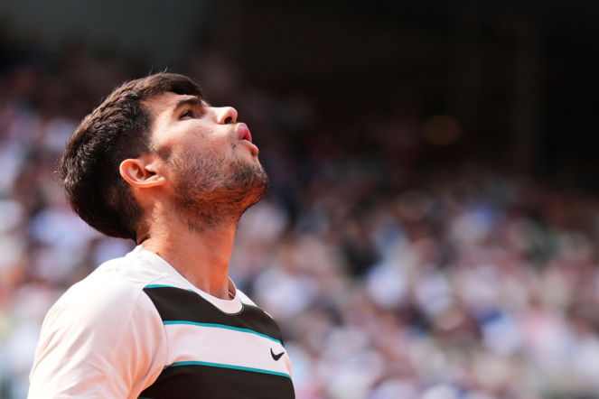 Koszmar Carlosa Alcaraza. Straci nie tylko Roland Garros! Ale pech