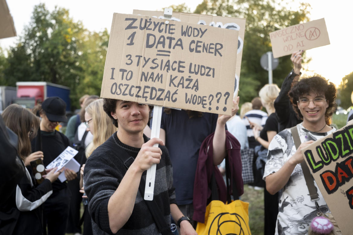 Protest w Piasecznie przeciwko Data Center