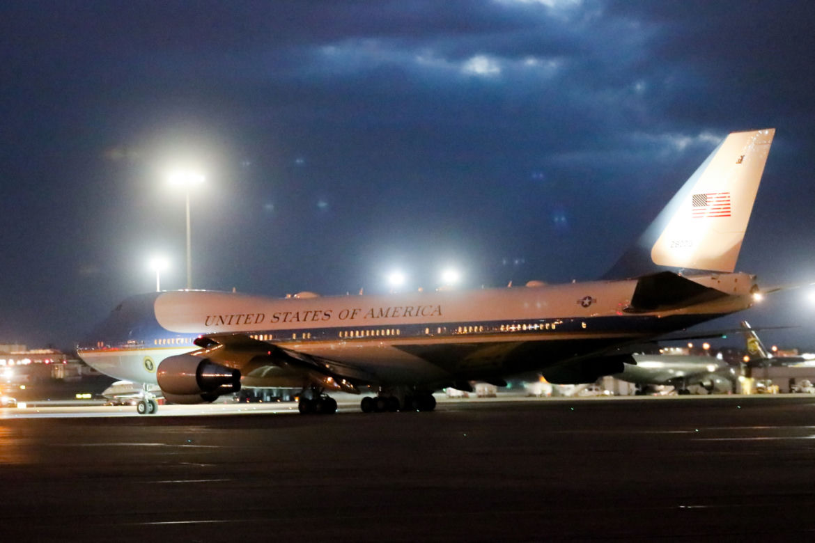 Samolot Air Force One na Lotnisku Chopina