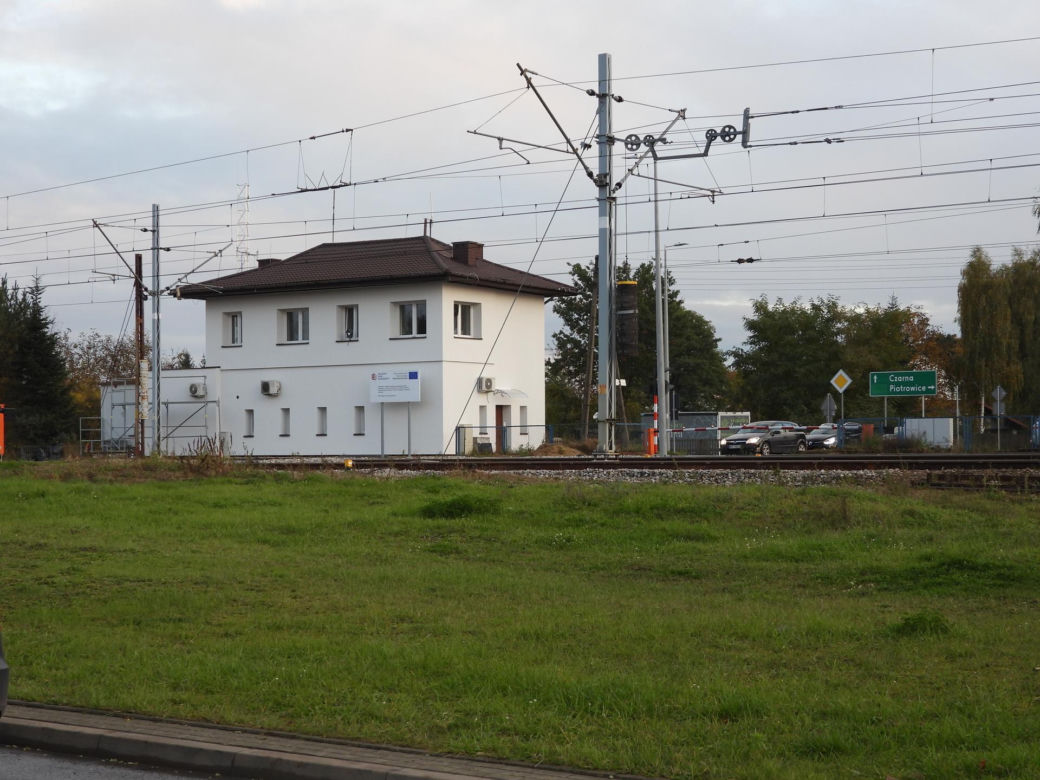 Śmiertelny atak pod Radomiem. Ojciec zginął, matka walczy o życie. Policja podejrzewa syna!
