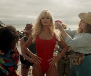 Lily James zachwyca w roli Pameli Anderson. Kopia lepsza od oryginału? 