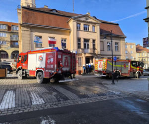 Pilna ewakuacja urzędu na Dolnym Śląsku. Akcja służb ratowniczych