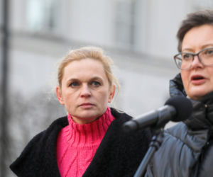 Barbara Nowacka. Kiedy bardzo tęsknię chcę zadzwonić do mamy.