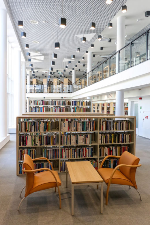 Nowa siedziba uniwersyteckiej biblioteki gotowa! Inwestycja kosztowała ponad 30 mln [ZDJĘCIA]