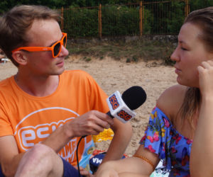 Szaleństwo w wodzie i na lądzie. Patrol ESKA Summer City wpadł na plażę do Piecek [WIDEO, ZDJĘCIA]