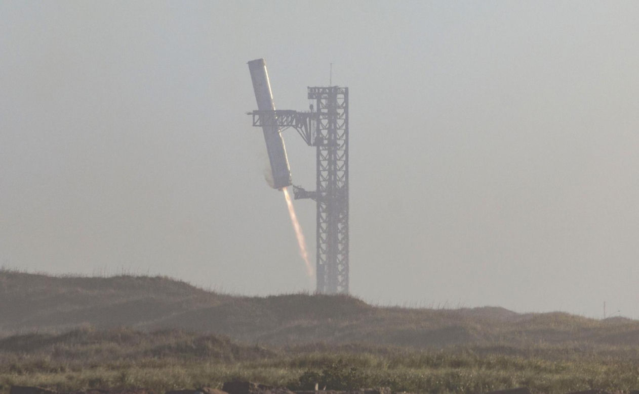 Statek kosmiczny Starship rozpadł się w kosmosie