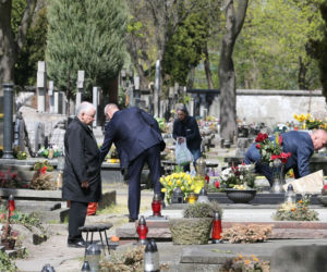 Wielka Sobota Jarosława Kaczyńskiego
