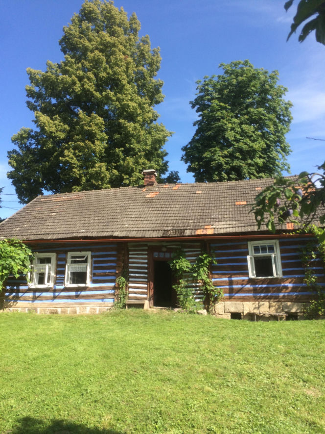 Dom stolarza z 1871 roku we wsi Zawada