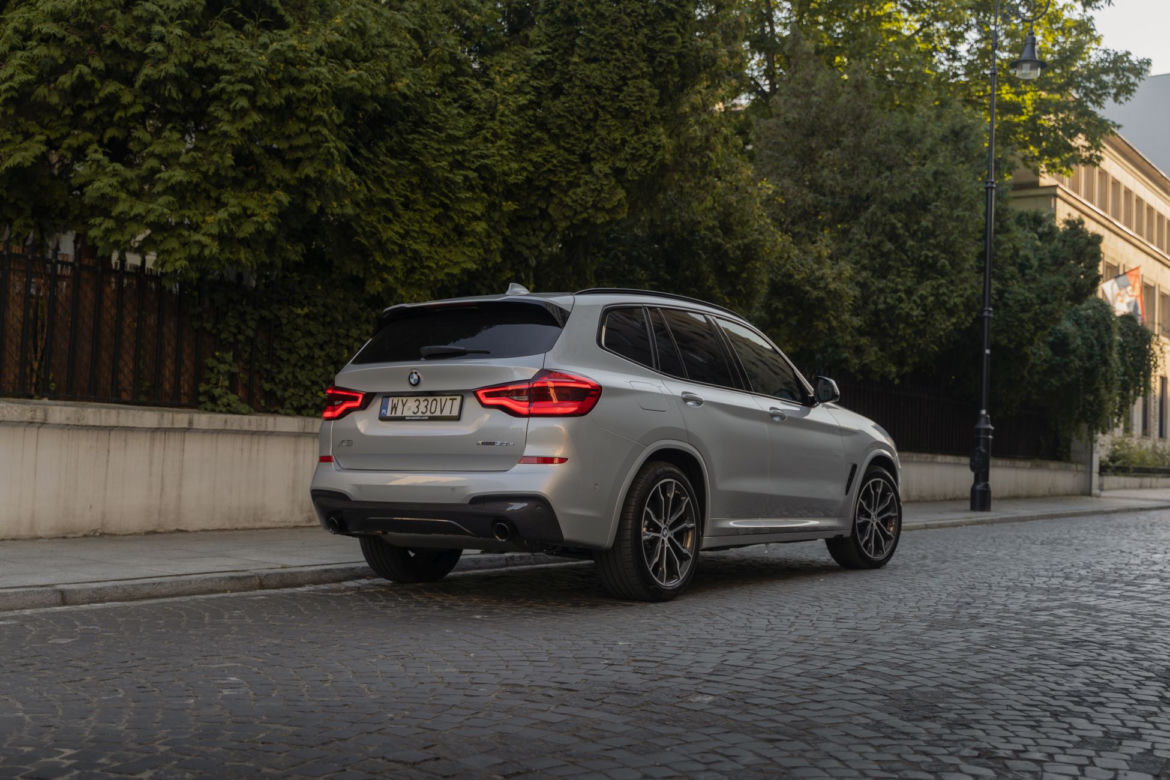 (2020) BMW X3 xDrive30e