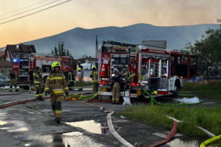 Pożar hali magazynowej w Mszanie Dolnej