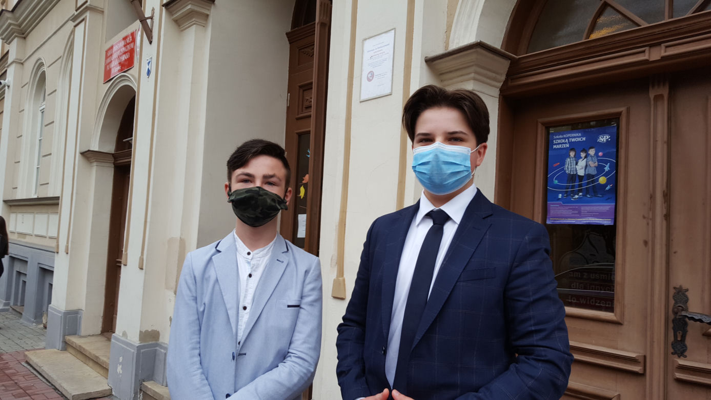 Absolwenci tarnowskich podstawówek zdają egzamin ósmoklasisty