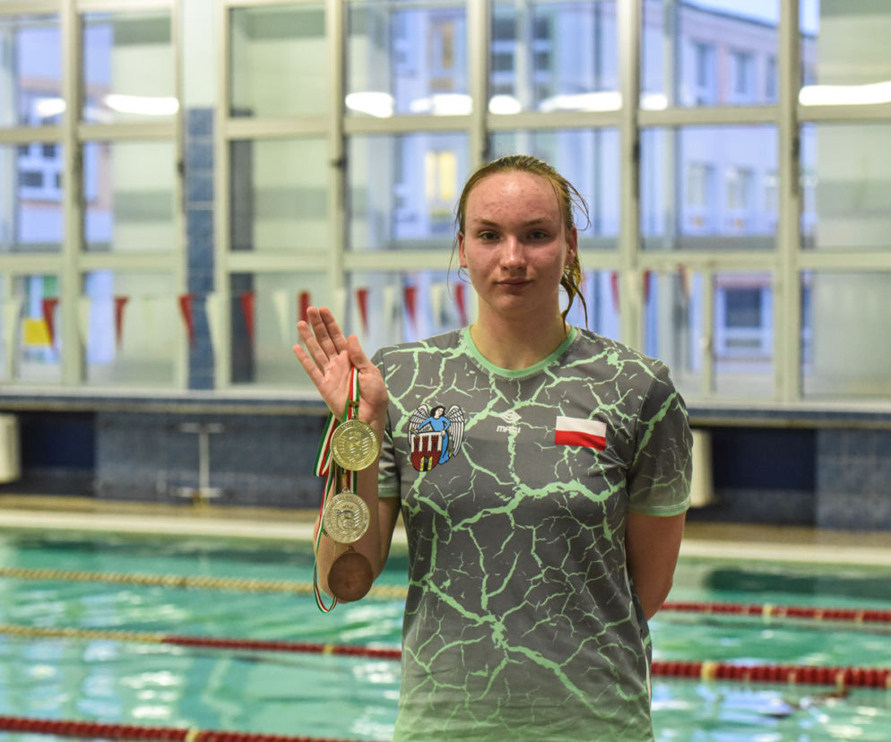 Jola z Torunia to 15-letnia pływaczka. Bije niesamowite rekordy