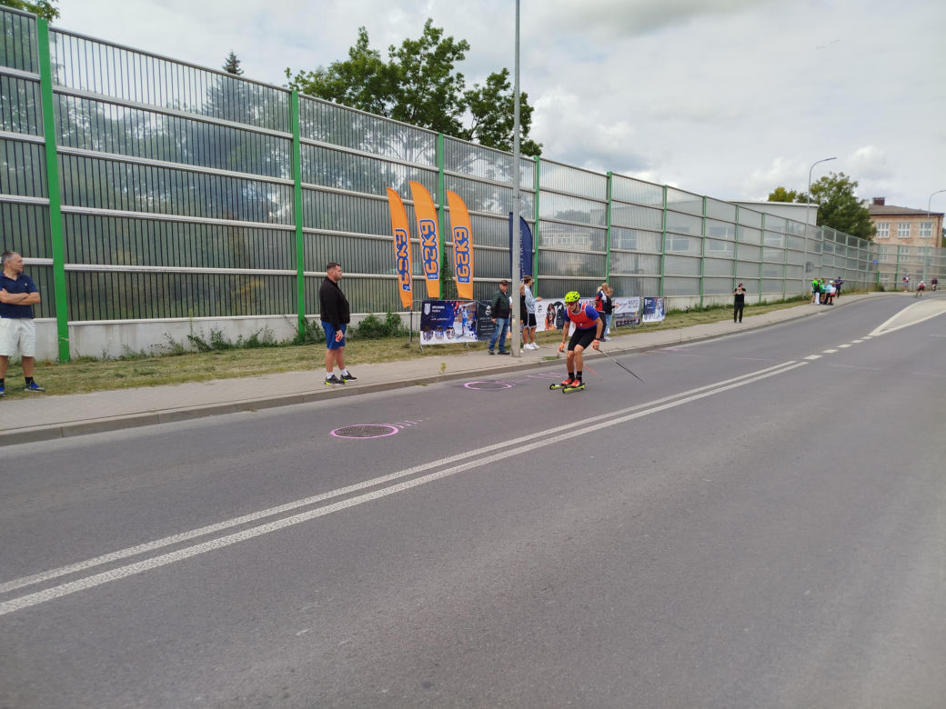 Zawody o Puchar Polski na nartorolkach Marwe Cup 2025 zostały zainaugurowane w Siedlcach
