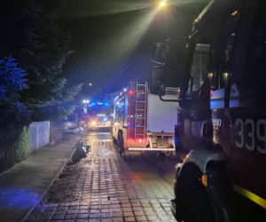 Tragiczny pożar domu w Poznaniu! Życia mężczyzny nie udało się uratować