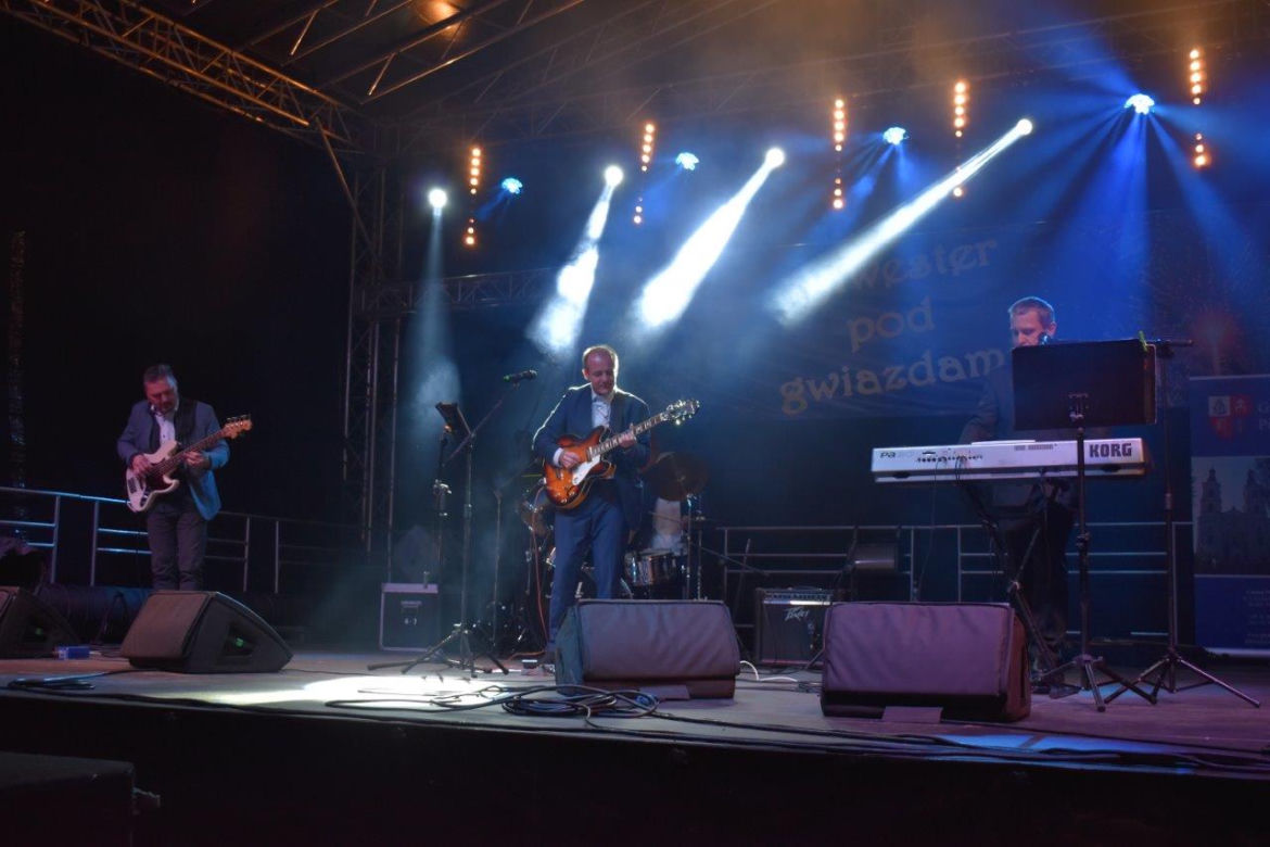 Sylwestrowa zabawa w Piekoszowie