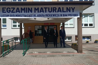 Matura 2022 matematyka: komentarze uczniów! Czy była trudna? [GALERIA, AUDIO]
