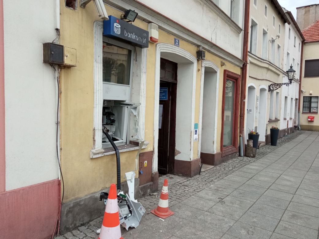 Wysadzono bankomat w Rydzynie