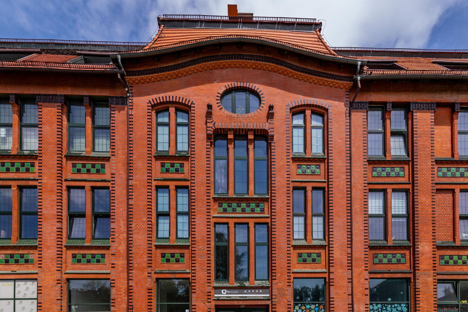 Kaufhaus w Rudzie Śląskiej - luksusowy przedwojenny dom towarowy i osiedle patronackie przy nim
