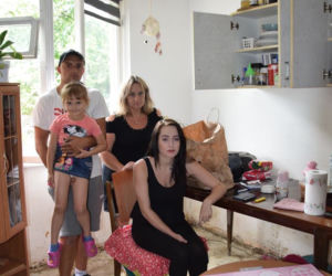 Kańczuga: mama w 7. miesiącu ciąży została bez dachu nad głową