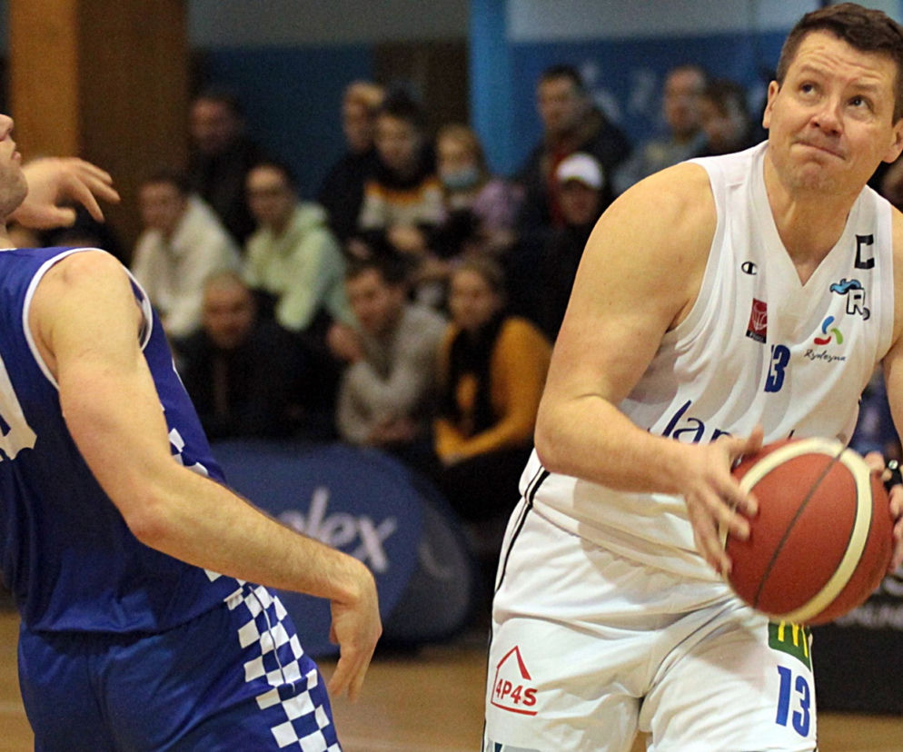 ​Efektowne zwycięstwa Rycerzy i BC Obry       