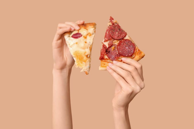 Klientce zniknęło salami z pizzy. Mistrzowska odpowiedź pizzerii! 