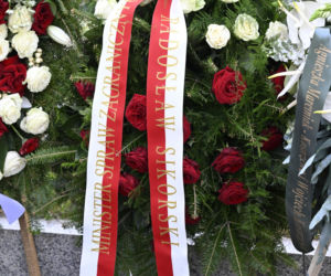 Grób Andrzeja Olechowskiego