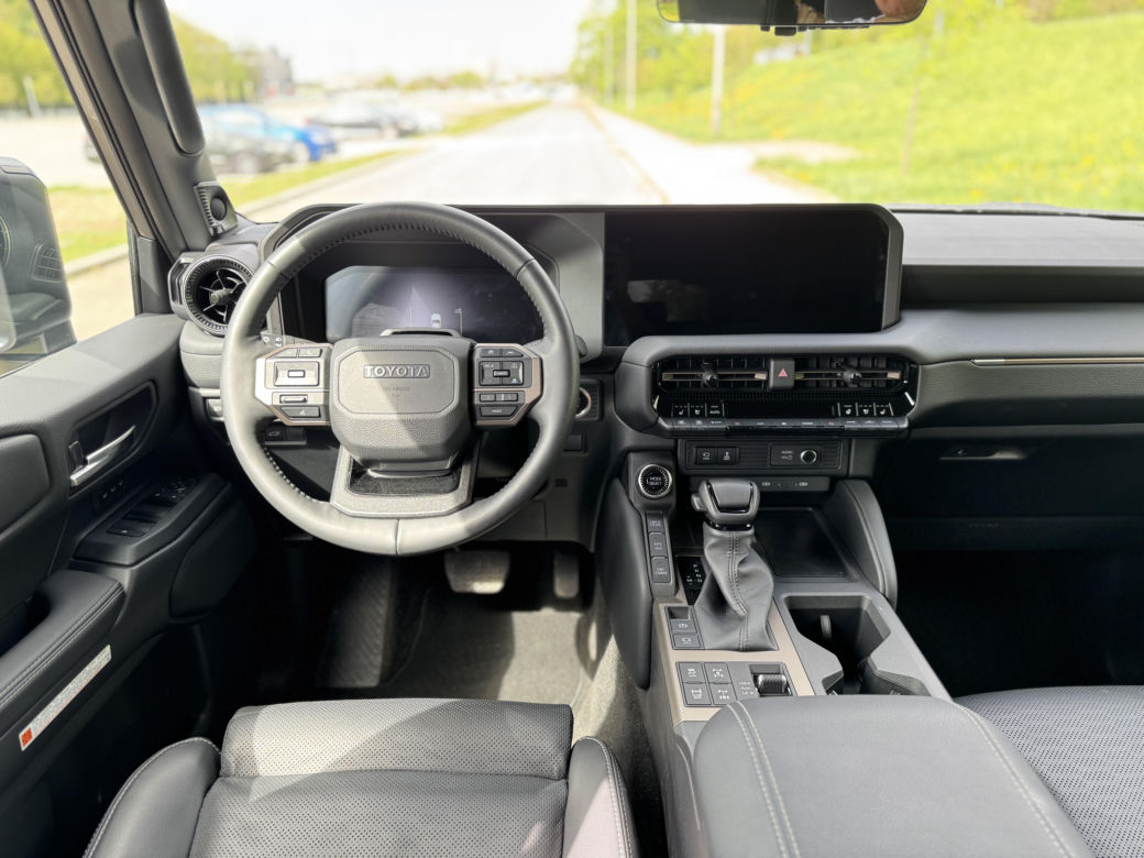 Land Cruiser 250