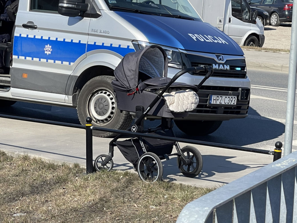 Seicento wjechało w matkę z dzieckiem
