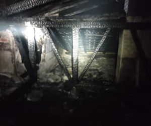 Pożar wybuchł w nocy. Ogień i dym odcięły drogę ucieczki czteroosobowej rodzinie