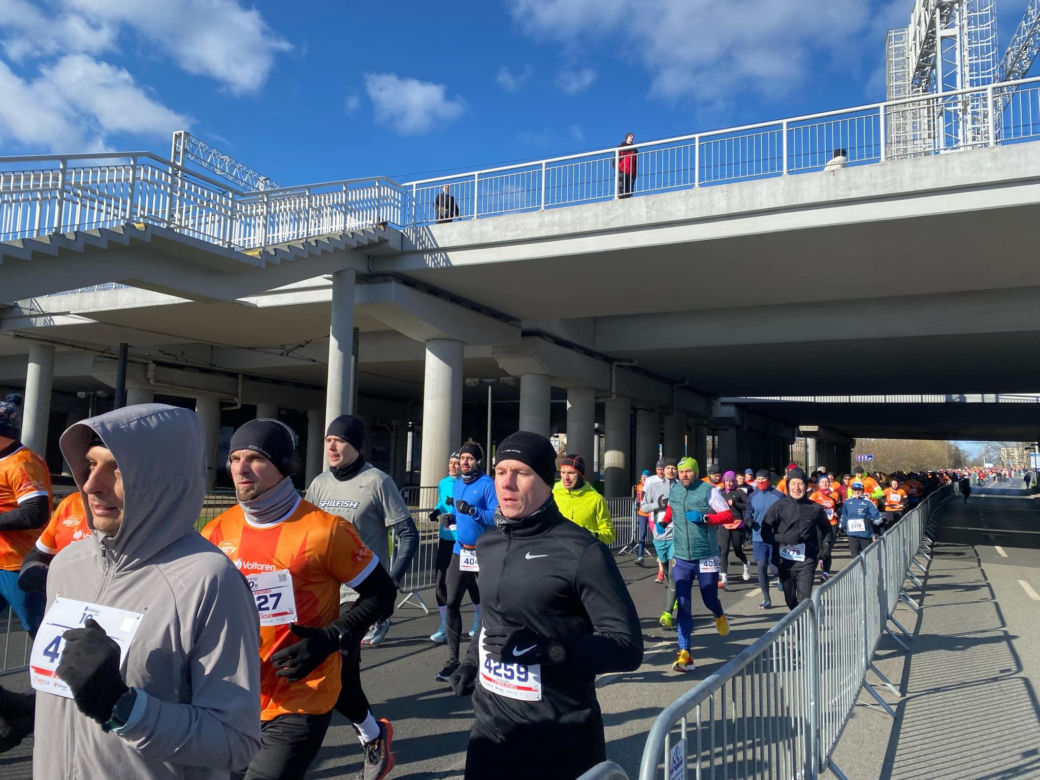 DOZ Maraton Łódź 2025. Biegacze opanowali Łódź
