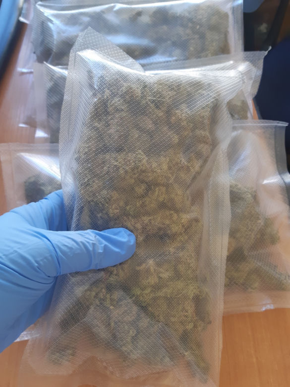 Narkotyki zabezpieczone podczas akcji policji
