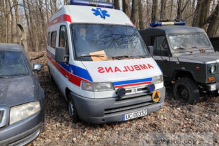 Nowe przetargi AMW. Do zgarnięcia Honker, autobus i karetka!