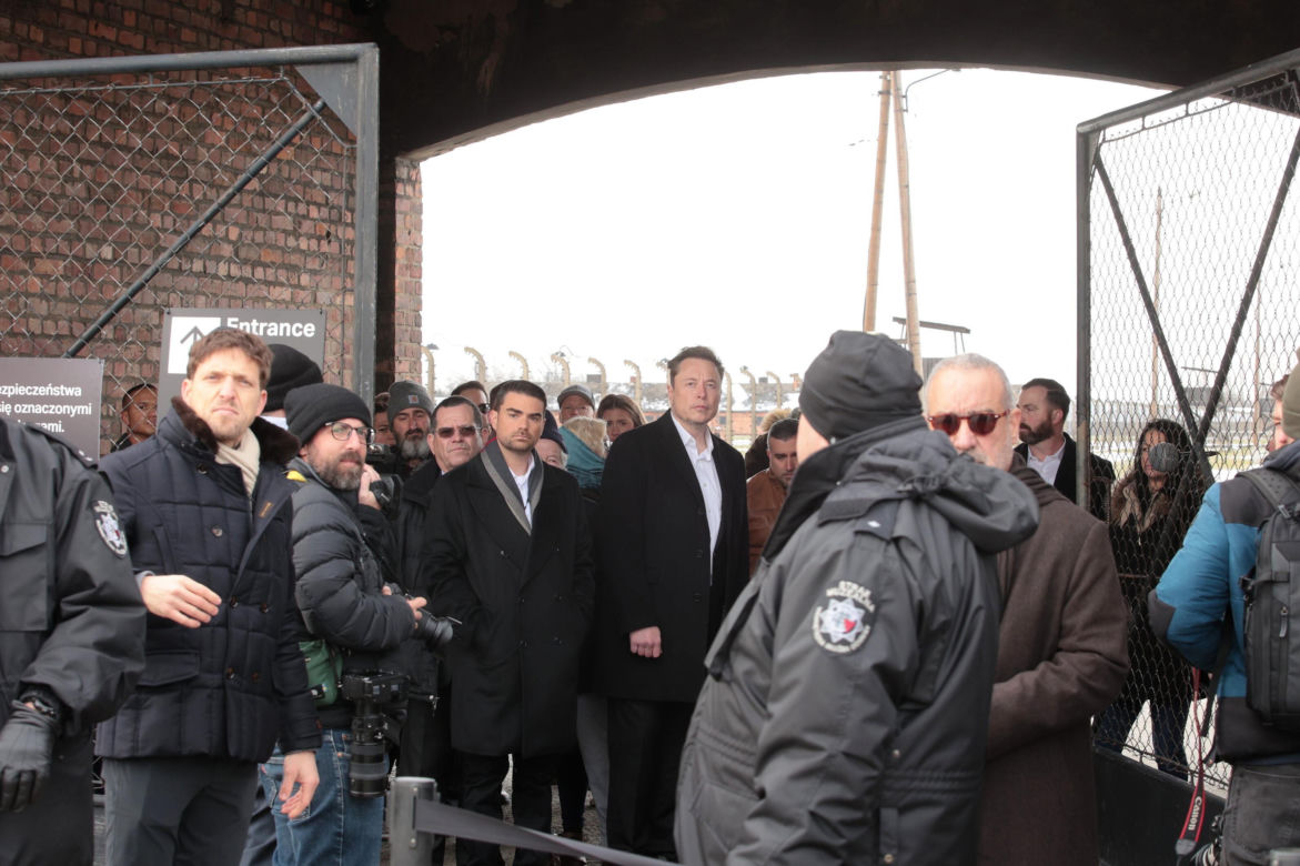 Elon Musk w Polsce. Miliarder odwiedził Muzeum Auschwitz-Birkenau 