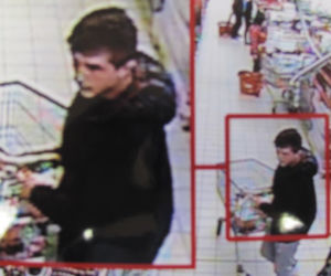 Okradali sklepy w Czerwonaku i Koziegłowach. Kto rozpoznaje złodziei?