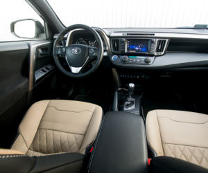 Toyota RAV4 Hybrid E-Four Prestige