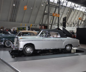 Aukcja zabytkowych Mercedesów w muzeum w Stuttgarcie