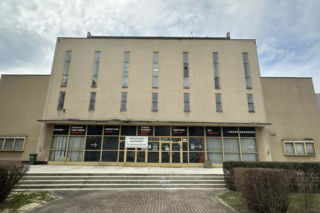 Ostrów. Komeda po przetargu. Jest kupiec na dawne kino?