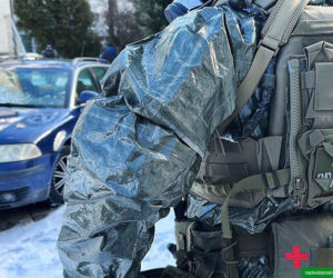 Laboratorium mefedronu w domu w Wawrze