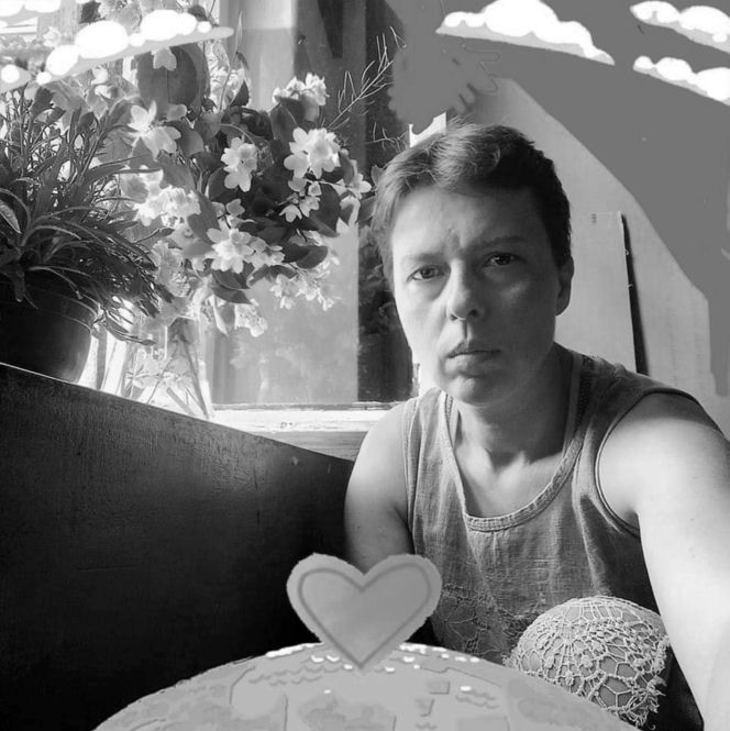 Runęli z balkonem, winnych nie ma