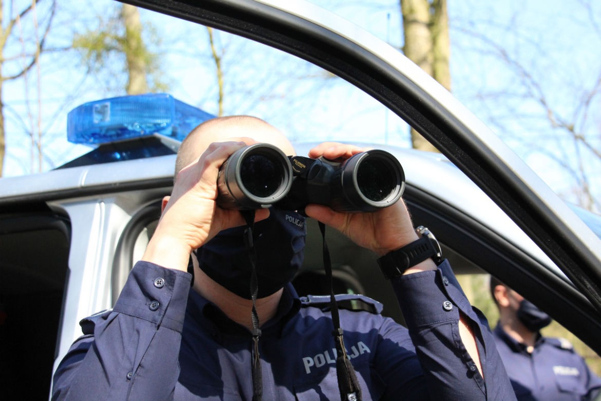 Nowe policyjne furgony patrolowe 