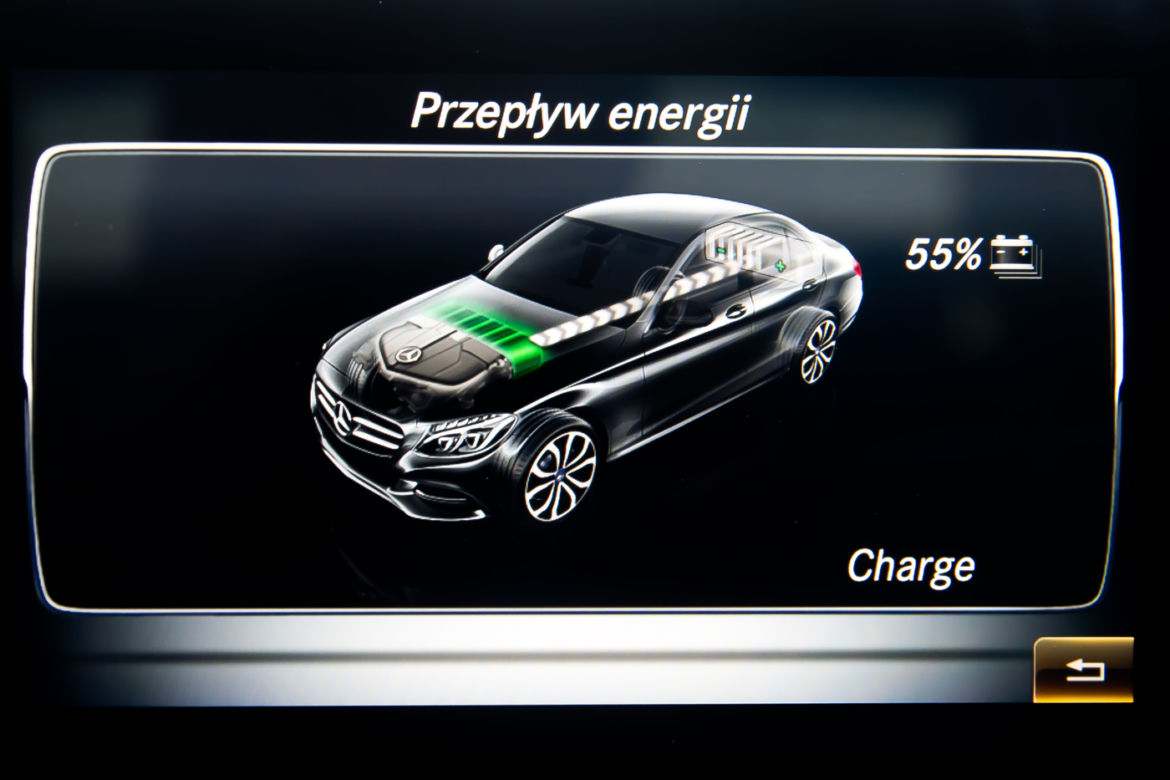 Mercedes-Benz C300 BlueTEC Hybrid