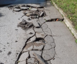 Człowiek guma, półnaga kobieta, wędkarz naturysta -czyli nietypowe interwencje Starży Miejskiej Starachowice