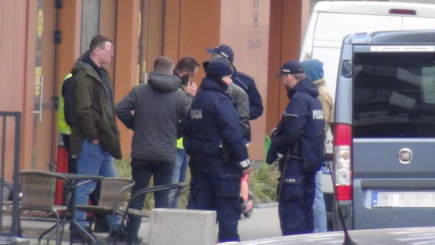 Policjanci szukali świadków morderstwa