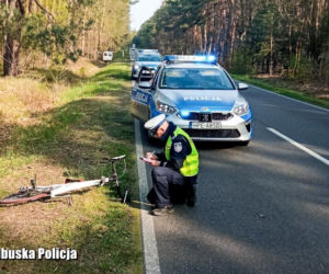 Rowerzysta zginął pod kołami samochodu. Tragiczny wypadek pod Nową Solą