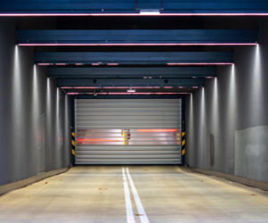 Jakie wymagania muszą spełniać bramy przeciwpożarowe?