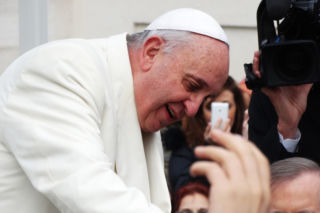 Papież Franciszek: Orban powiedział mi, że wojna skończy się 9 maja
