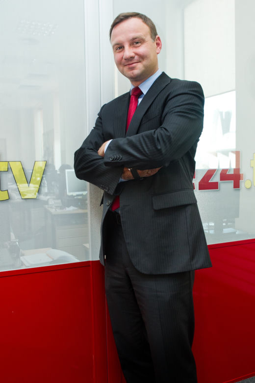 Wiemy, jak żył Andrzej Duda, zanim poznał Agatę. Miał kilka dziewczyn! Zdradził sposób na podryw