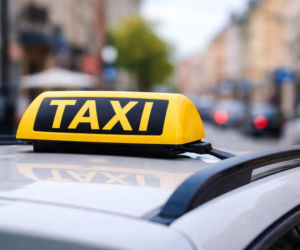 Pijany taksówkarz woził pasażerów po Chełmie. Miał prawie 3 promile alkoholu