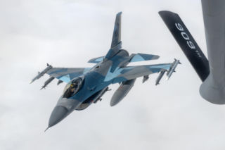 F-16 poderwane nad klubem Trumpa. Seria niepokojących incydentów wokół prezydenta